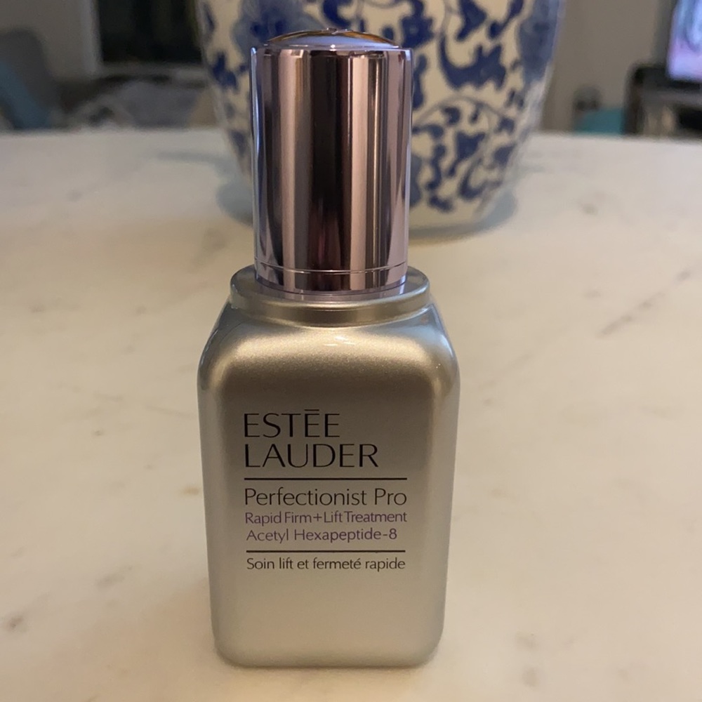 NEW Estée Lauder Perfectionist Pro - Picture 3 of 4